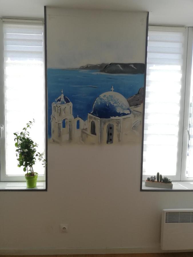 Апартаменты Santorini La Fere Экстерьер фото